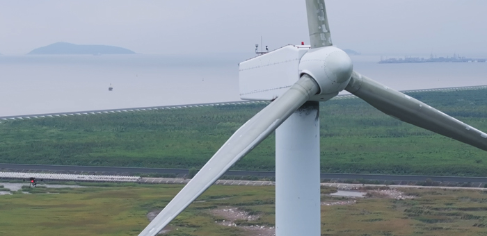 FCB-ER9500: 4K resolution and 25x zoom technology redefine remote monitoring and extreme exploration-3